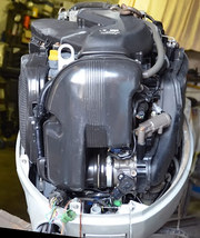 Лодочный мотор Honda 150 л. с.,  4-такт.,  VTEC